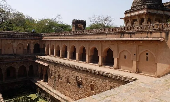 Delhi Mehrauli Archaeological Park Half Day Walking Tour