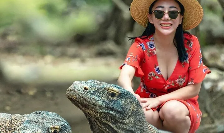 Komodo Tour 3D/2N Live on Board -Join Group Category-Share Cabin