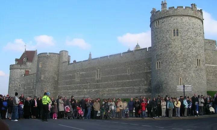 Royal Windsor Castle, Oxford & Cotswold Private Tour Including Entry