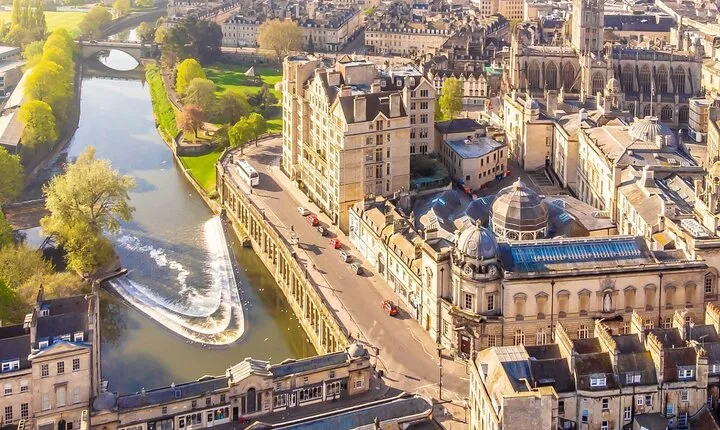 Windsor Castle, Stonehenge and Bath Day Trip from London