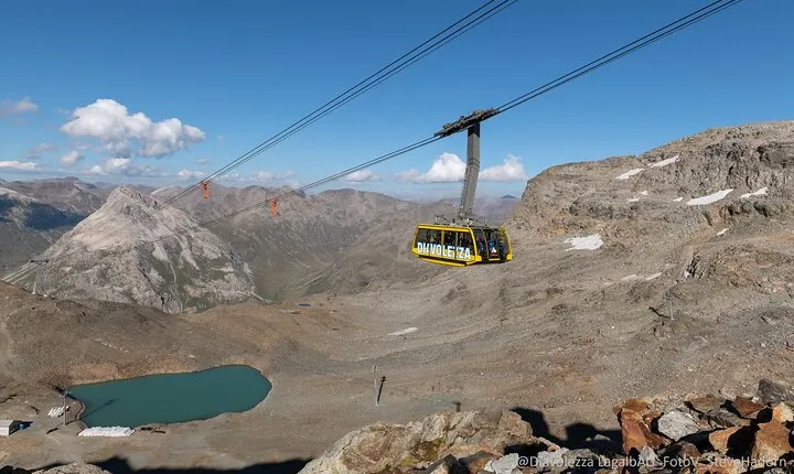 From Milan - Alpine Wonders Lunch at Diavolezza and Bernina Train