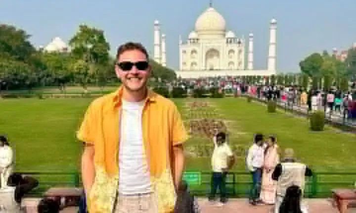 Taj Mahal, Agra Fort & Baby Taj Tour with Local Guide By Car