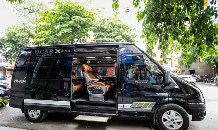 Noi Bai Airport See-Off by Limousine Vans (From Hotel to Airport)