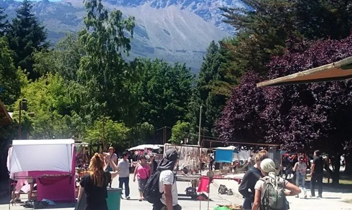 Excursion to El Bolsón and Lago Puelo, from Bariloche