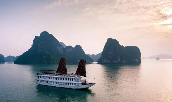 2-Day Explore the Beauty of Bai Tu Long on Garden Bay Cruises