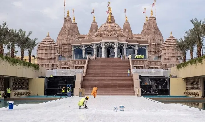 BAPS Hindu Temple Visit with Abu Dhabi Sightseeing