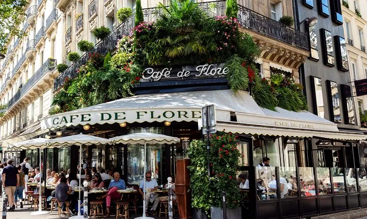 Emily in Paris: The Secret Penpal Quest Experience