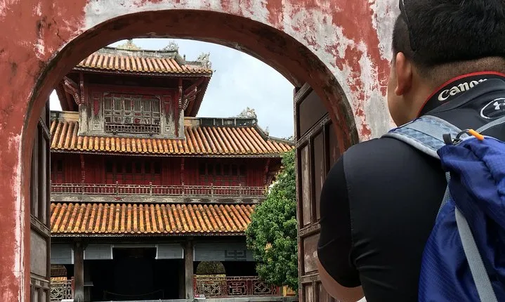 Hue Imperial and Forbidden city in 2,5 hours walking tour