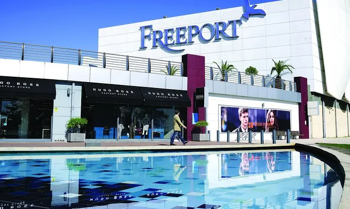 Outlet Shopping Freeport from Lisbon