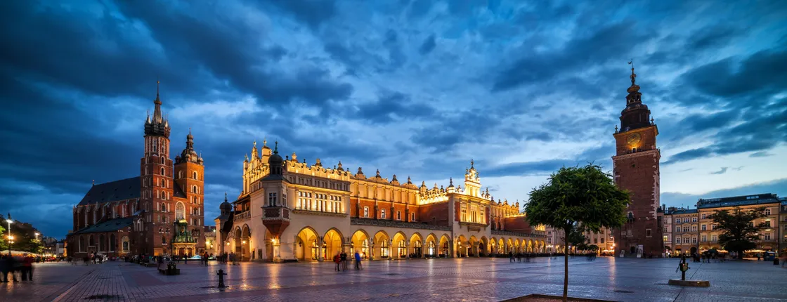 Creepy Kraków by night walking tour