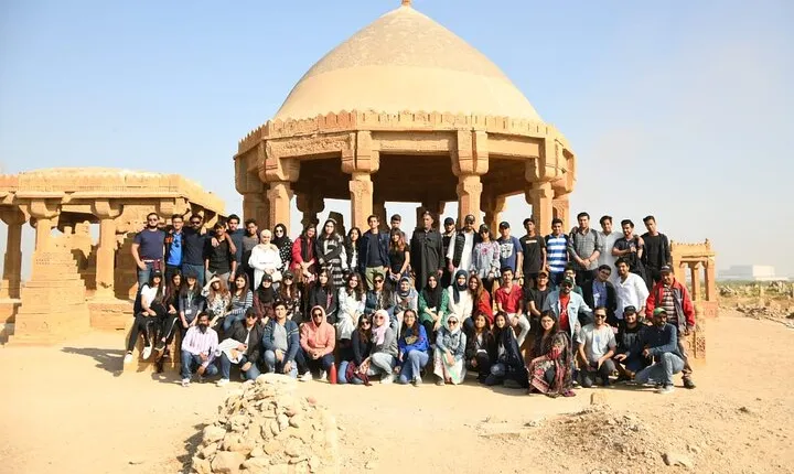 Day Tour in Karachi Unesco Heritage