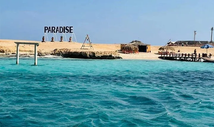 Full-Day Excursion to Paradise Island with Snorkeling included