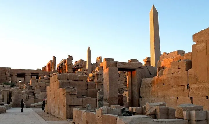 4 Days 3 Nights Nile Cruise Trip From Luxor to Aswan With Tours