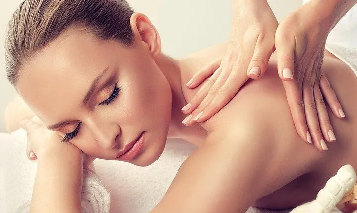 One hour Full Program relaxation Massage & Transfer Jacuzzi Sauna - Hurghada