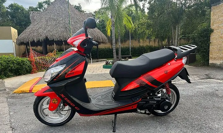 Tulum Area Guided Scooter Tour to 3 Cenote's, Snorkel/Swim & Local Lunch