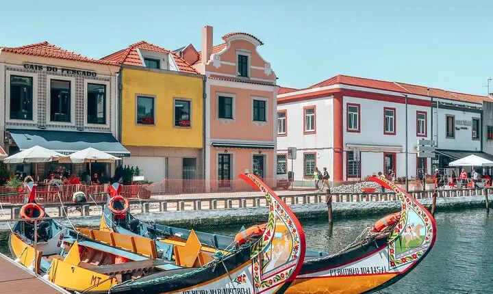 Aveiro and Ilhavo Private Tour From Lisbon