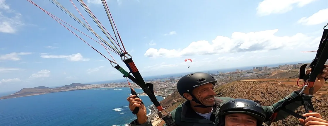 Tandem Paragliding with an Expert Pilot in Las Palmas