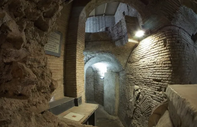 Discover Christian catacombs and ancient basilicas by minivan from Rome