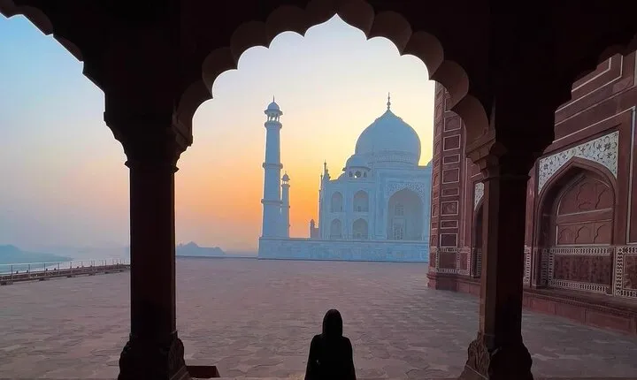 Taj Mahal 2 Days Tour From Delhi to Agra by Car