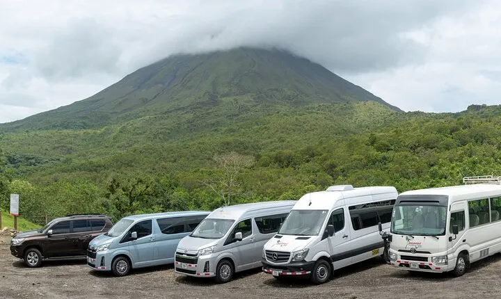 Private Shuttle from La Fortuna to Liberia Airport 
