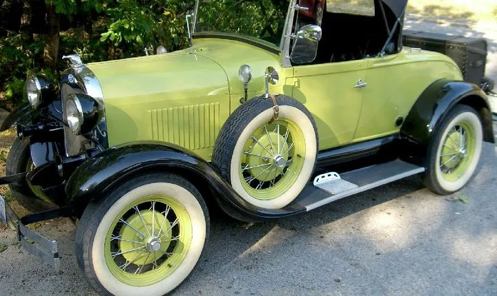 Private Retro Stylish Tour of Sliven with Ford Model A