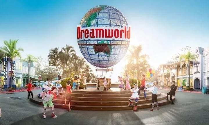 Return Private Theme Park Transfer From Brisbane