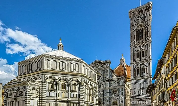 Private 3-Hour Walking Tour of Florence with private official tour guide