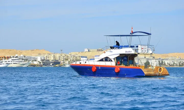 Full Day Private Boat Trip Dolphin House, Snorkeling - Hurghada