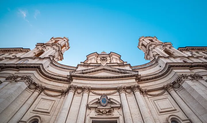 Rome’s Majestic Churches: A Cultural Walking Tour