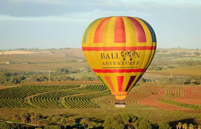 Barossa Valley Hot Air Balloon Ride with Breakfast