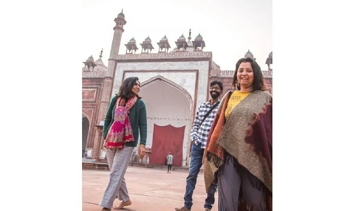 A crash course on walled city of Agra