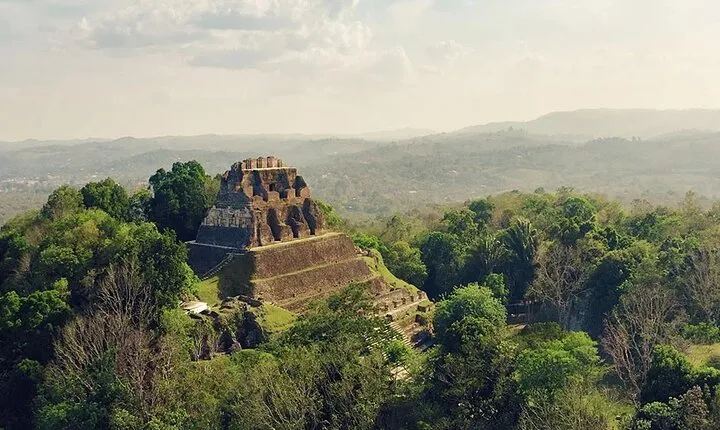 Private Tour to Xunantunich and Cave Tubing from Placencia