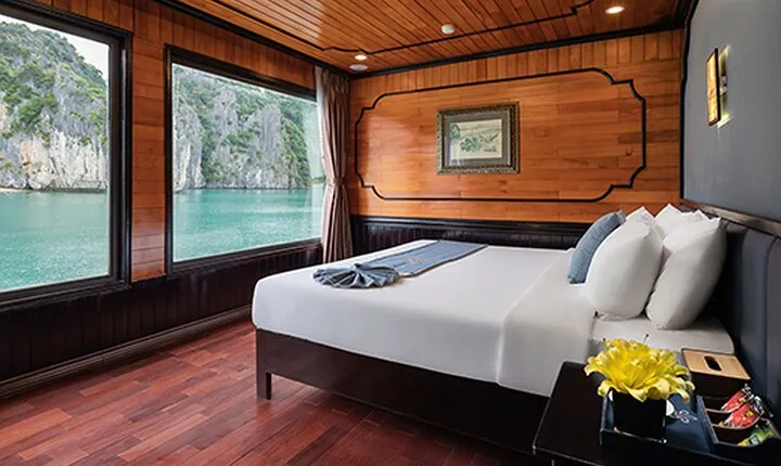 Lan Ha Bay Overnight Cruise with Kayaking, Tai Chi, Swimming,...