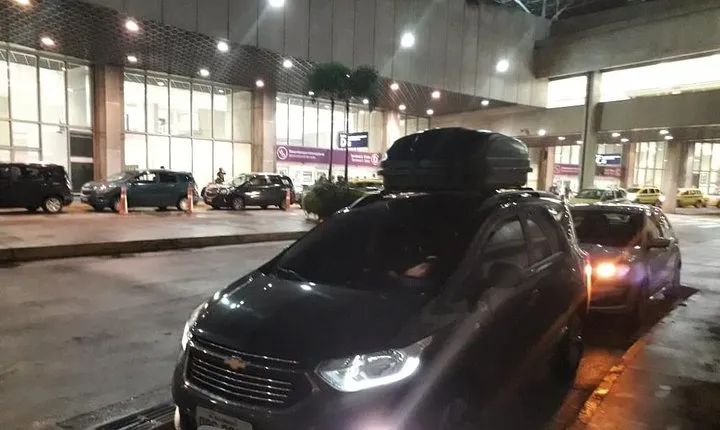 Private transfer Minivan from GIG Rio Galeao airport up to 6 pax to Buzios