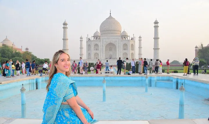 From Delhi: Skip-The-Line, Taj Mahal Day Tour With Entrance Fee