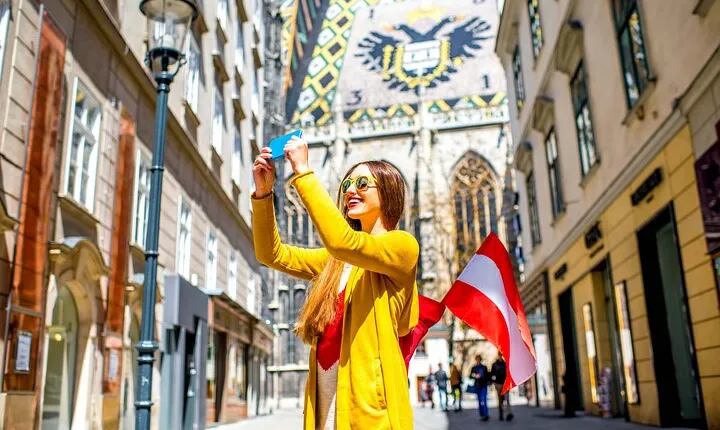 Vienna Walking Tour with Audioguide on Your Smartphone