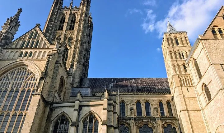Canterbury Cathedral and Leeds Castle Private Full Day Tour