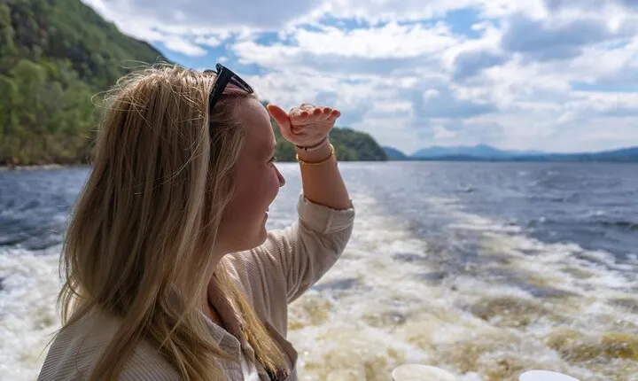 Loch Ness Cruise, Outlander & Urquhart Castle Tour from Inverness