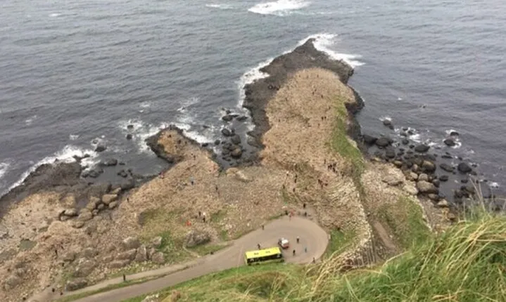 Giants Causeway and Belfast 2 Days with Private Chauffeur Tour