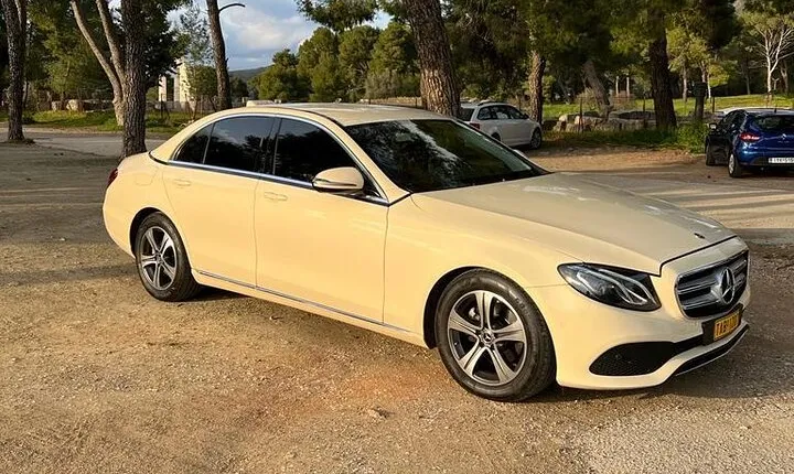 Transfer Airport Athens to LOUTRAKI, up to 4 customers