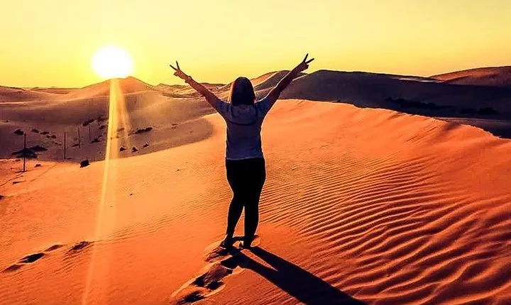 Desert Safari Experience 4×4 Pick and Drop from Abu Dhabi