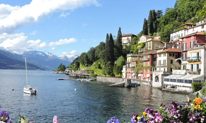 Private Day Trip to Lake Como from Milan with a local