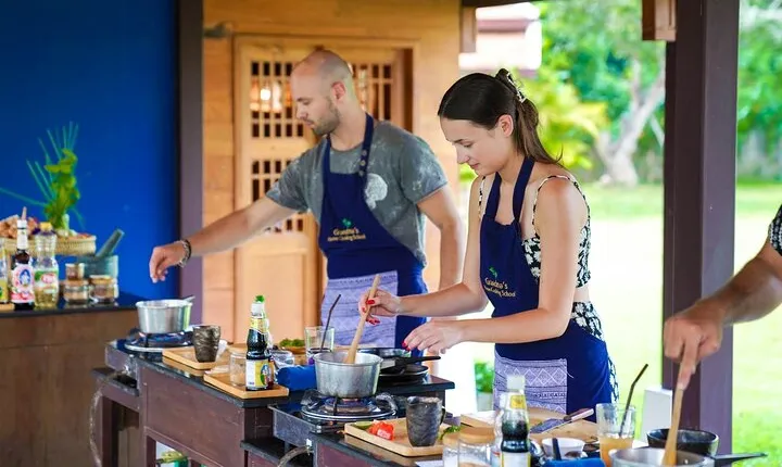 Full-Day Thai Cooking Class with Grandma - Market and Farm Tour