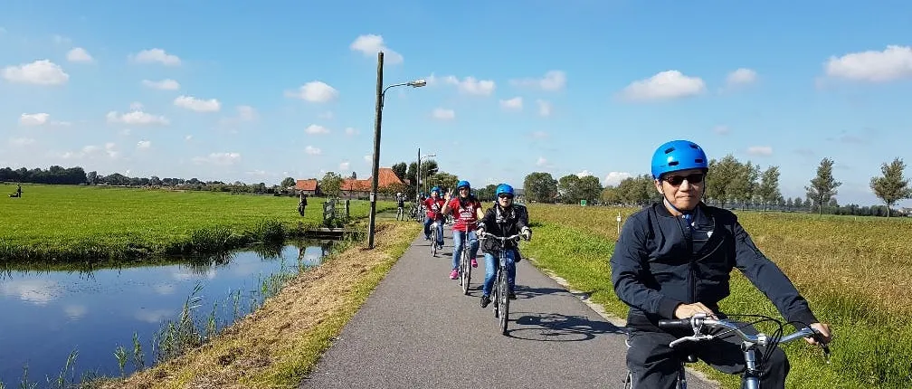 Self-guided walk or bike ride in Katwoude-Volendam