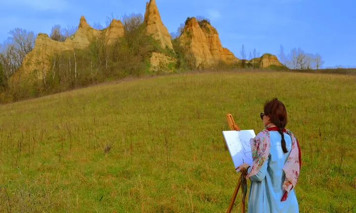 Paint memories on canvas