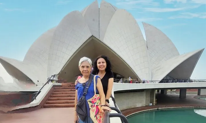 Private Luxury Full Day New and Old Delhi City Tour