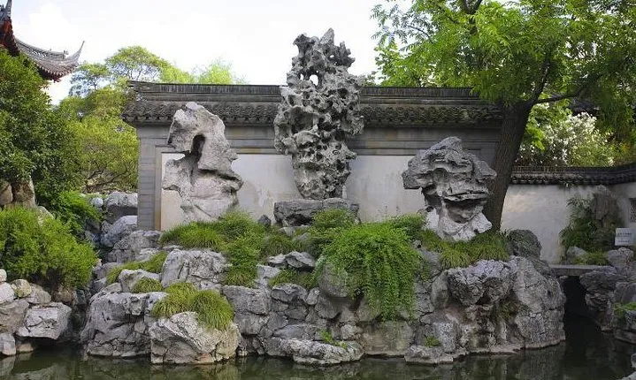 Shanghai Classic Half-Day Tour: Yu Garden and Old Shanghai