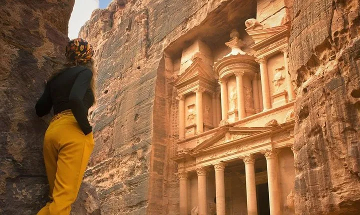Day Tour to Petra from Dead Sea with lunch