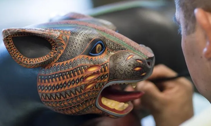 Private Day Tour including Artisan Villages of Alebrijes and Black Pottery