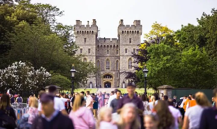 Windsor Independent Day Trip from London with Private Driver